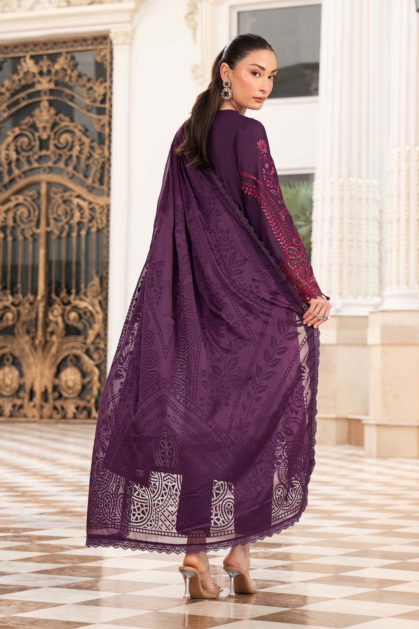 3 Piece Embroidered Lawn Suit