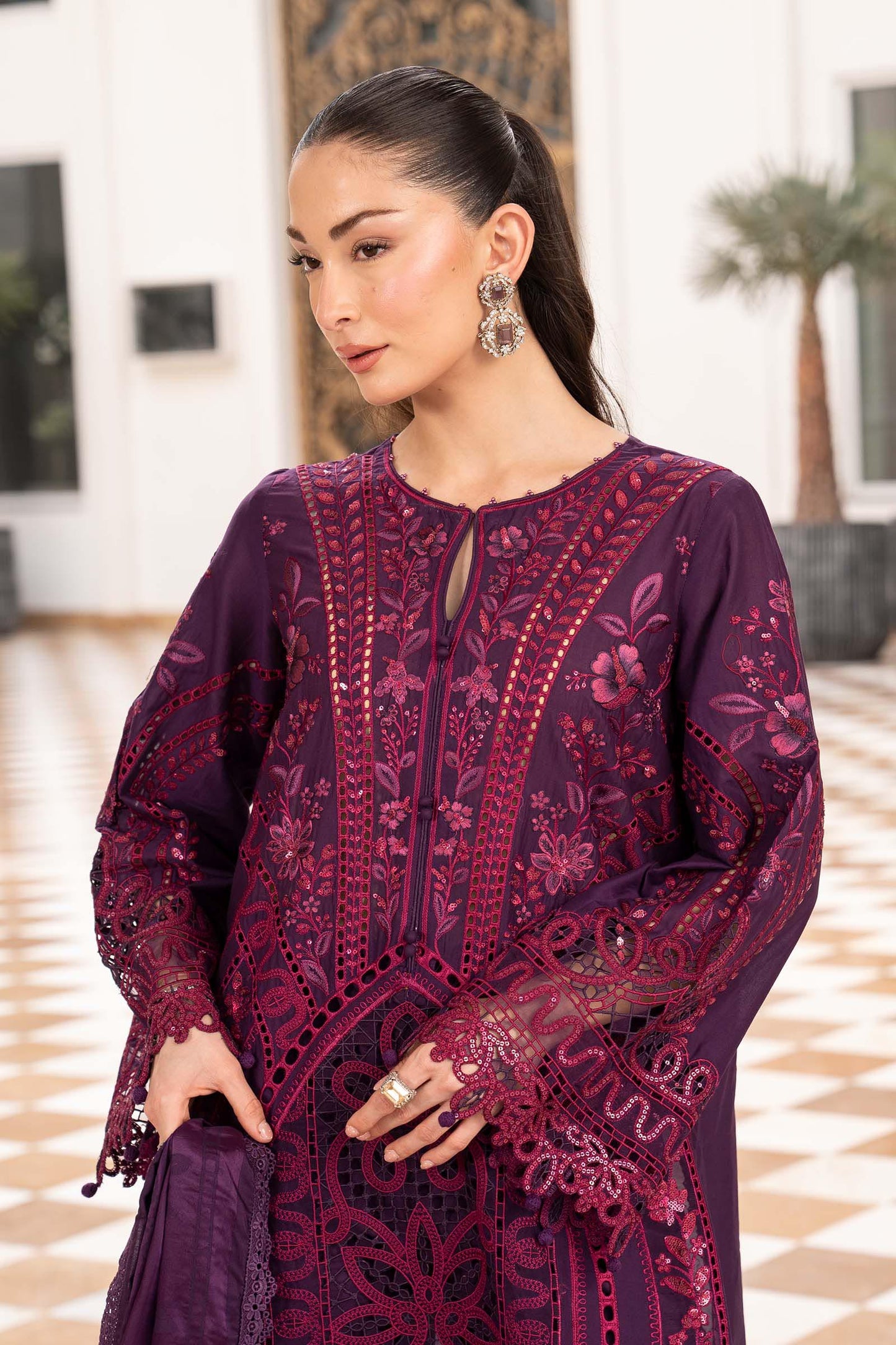 3 Piece Embroidered Lawn Suit