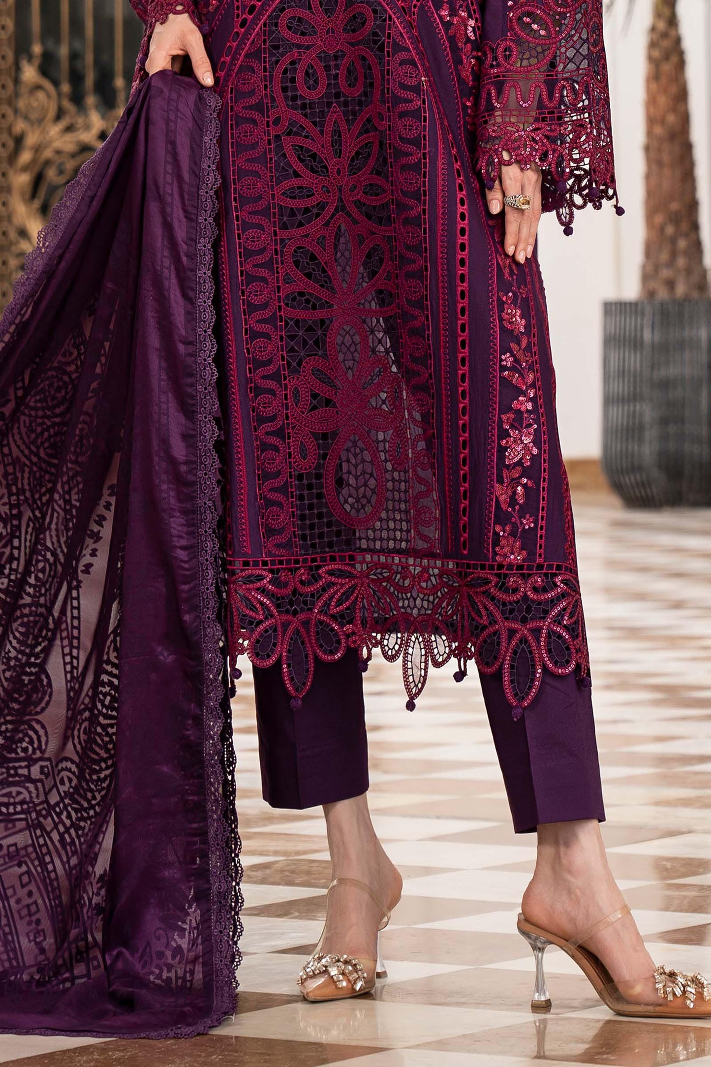 3 Piece Embroidered Lawn Suit